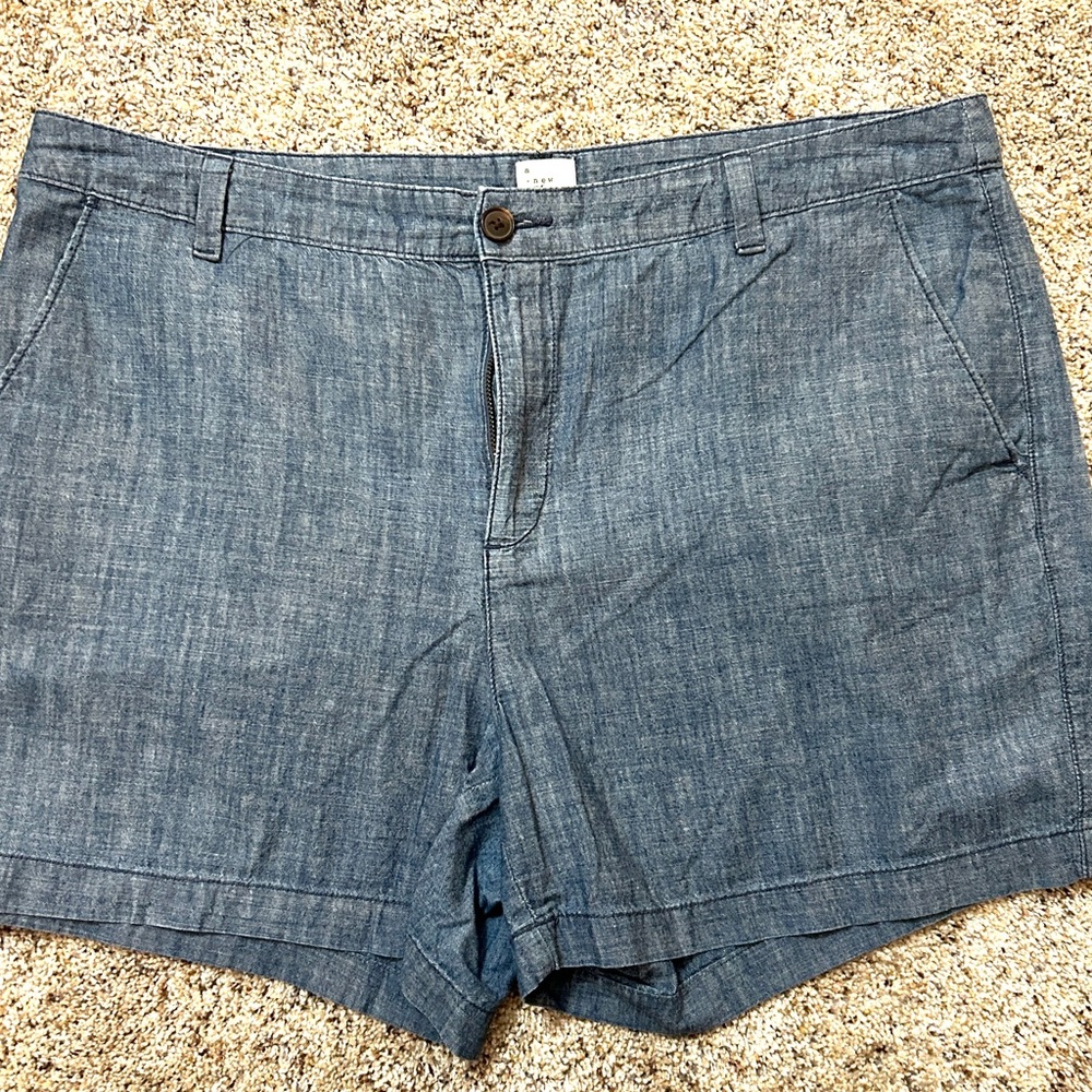 A New Day Women’s Shorts size 16